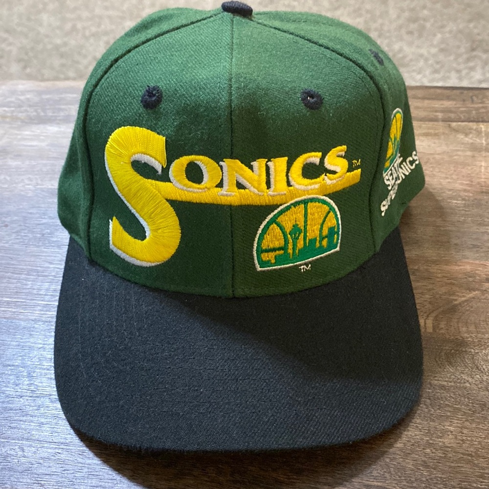 Vintage Seattle SuperSonics SnapBack NBA Hat